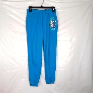 Hard Candy girls warm ups